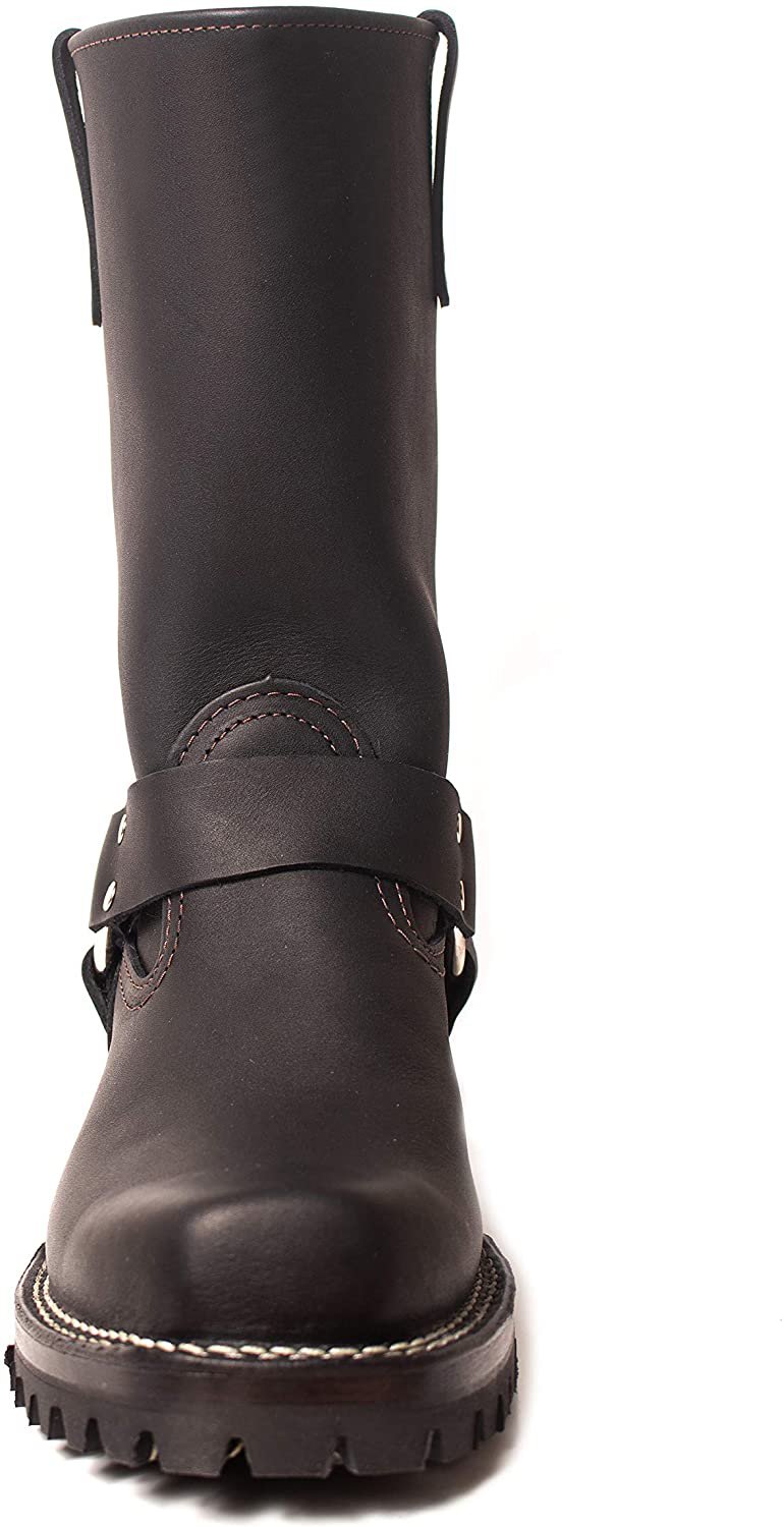 Schwarze Lederstiefel mit Riemen